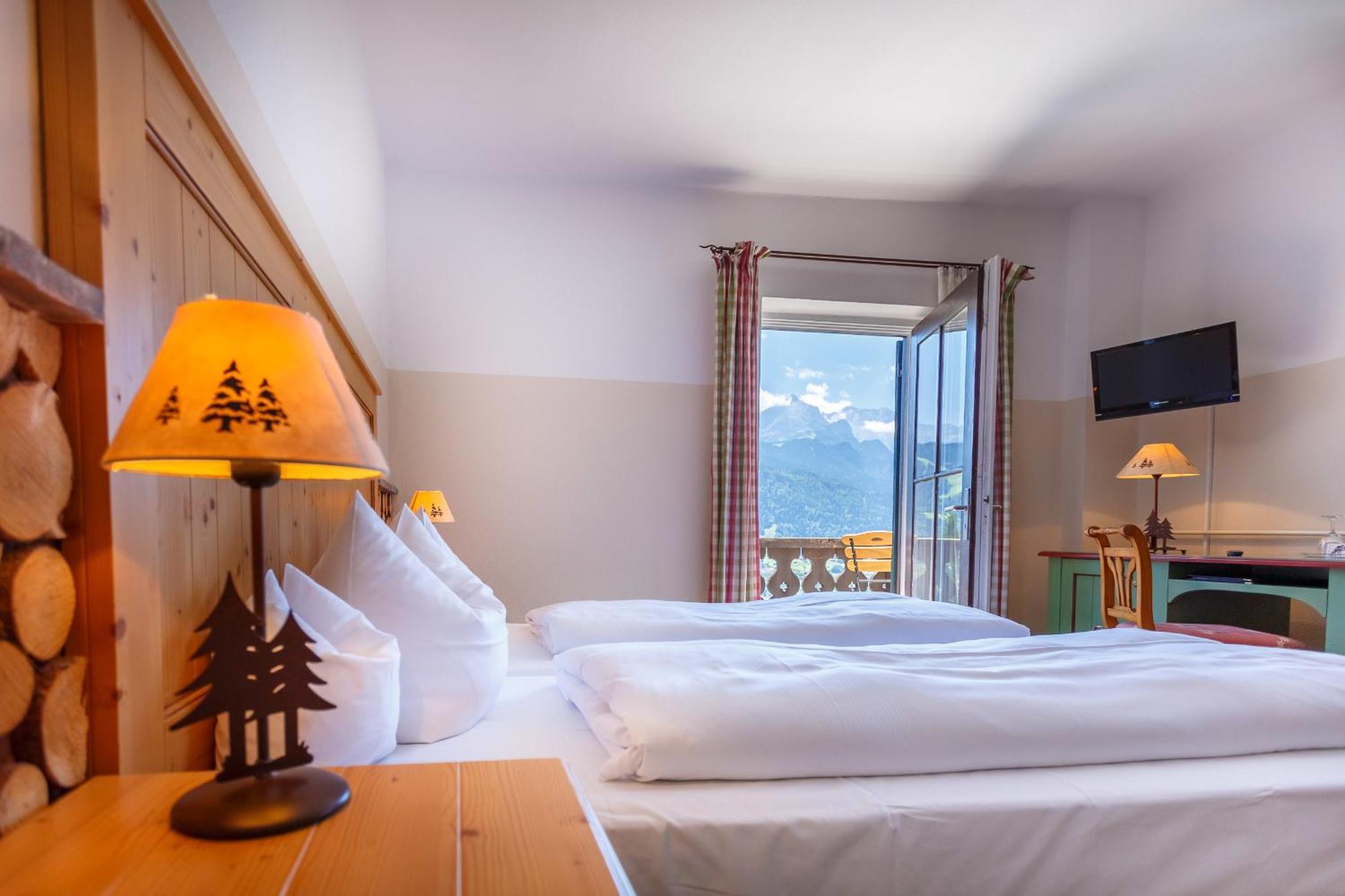 Landkomforthotel Panorama & Restaurant Bella Vista 가르미슈파르텐키르헨 외부 사진
