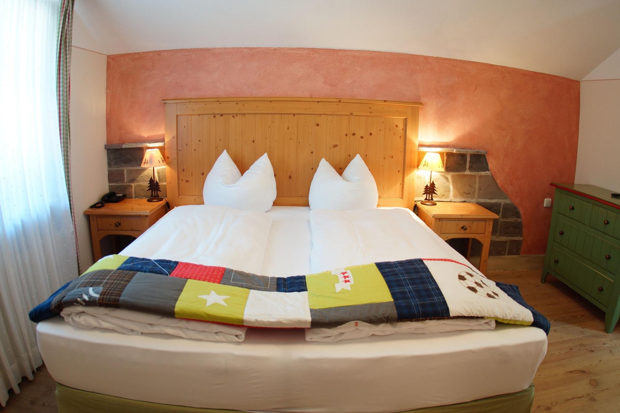 Landkomforthotel Panorama & Restaurant Bella Vista 가르미슈파르텐키르헨 외부 사진