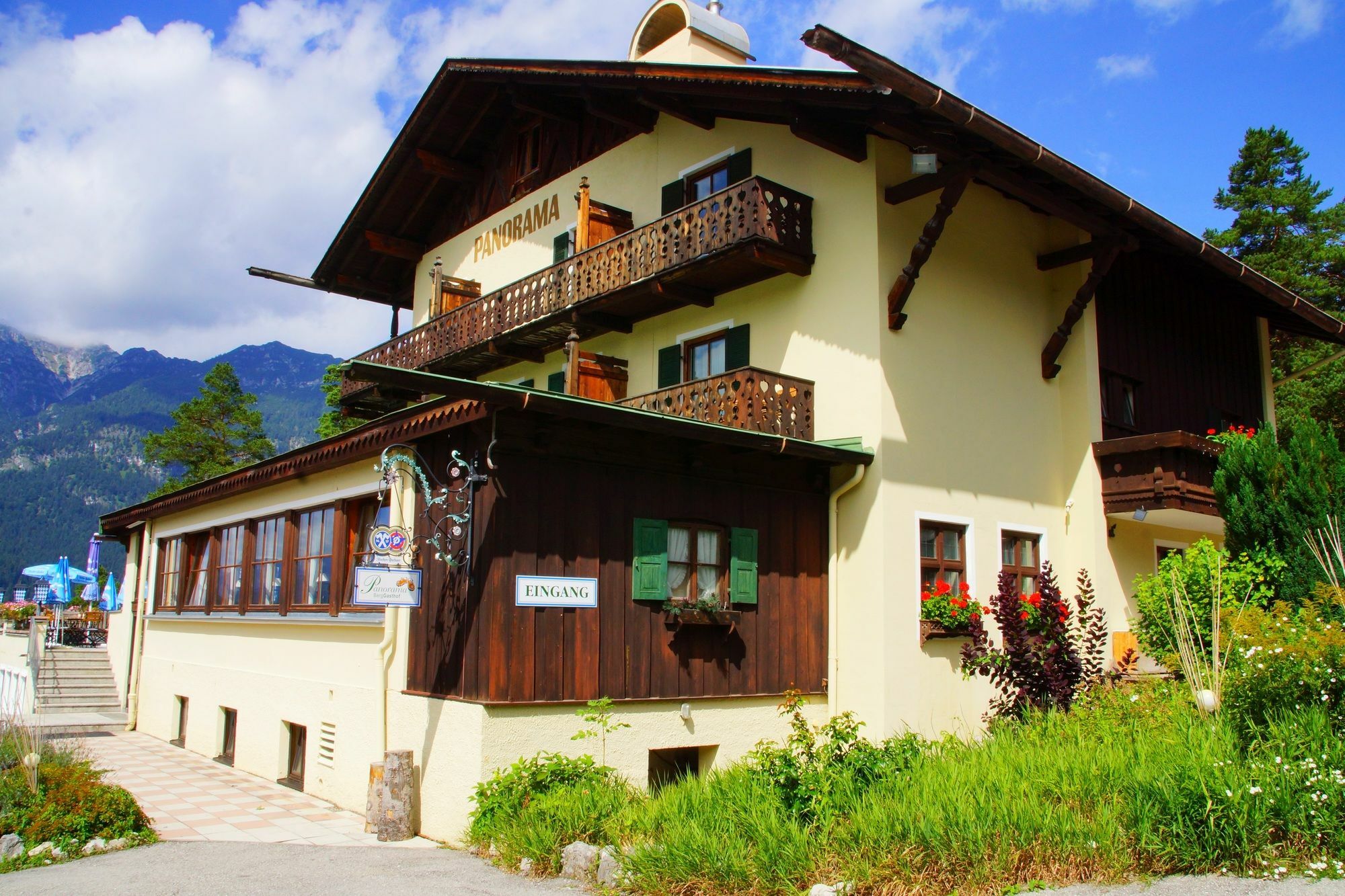 Landkomforthotel Panorama & Restaurant Bella Vista 가르미슈파르텐키르헨 외부 사진